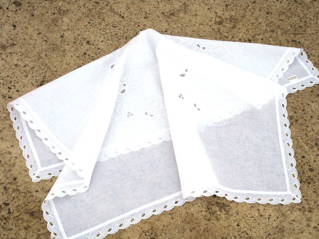 Broderie 1-99