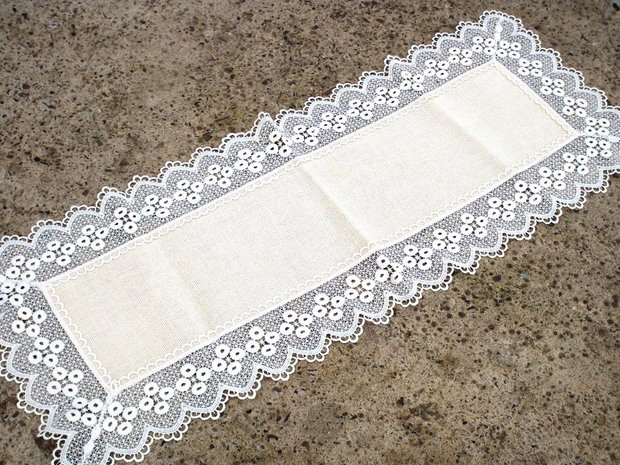 Accesoriu dantelat 7