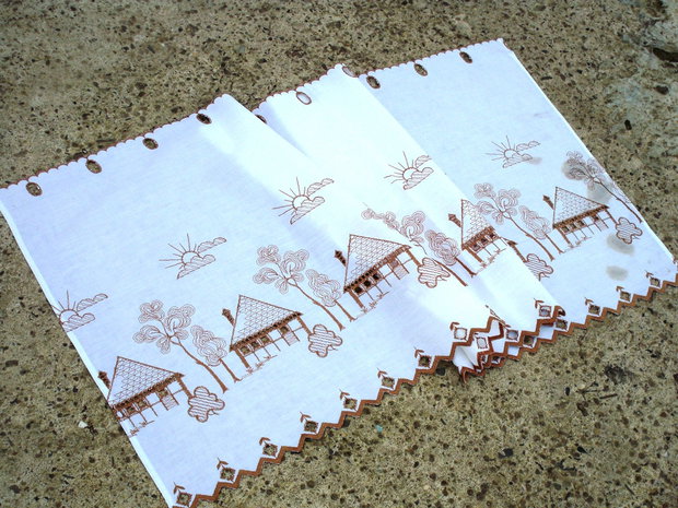 Broderie 1-100