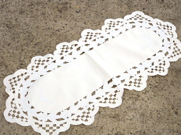 Broderie 1-102