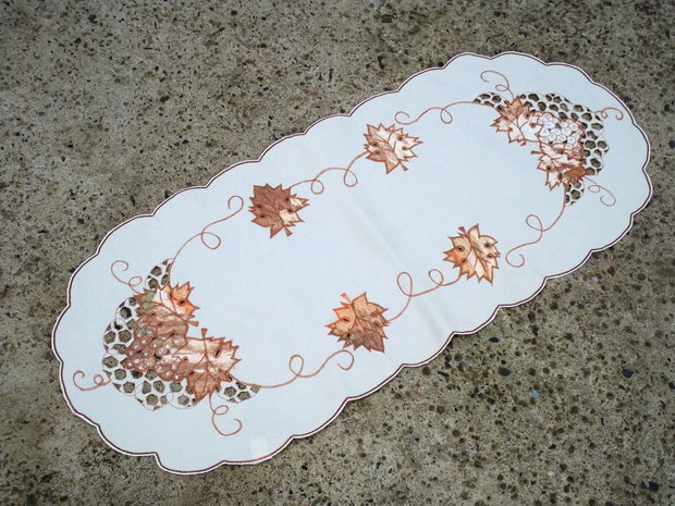 Broderie 1-104
