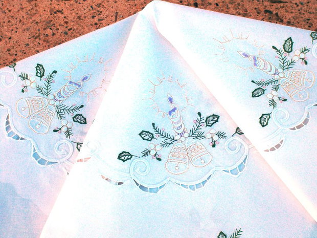 Broderie 1-106