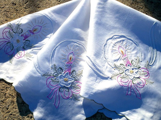 Broderie 1-107