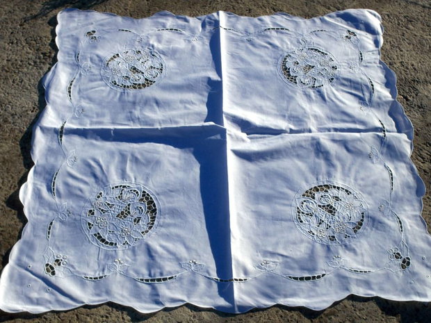 Broderie 1-108