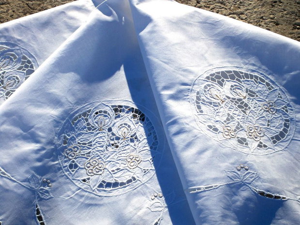Broderie 1-108