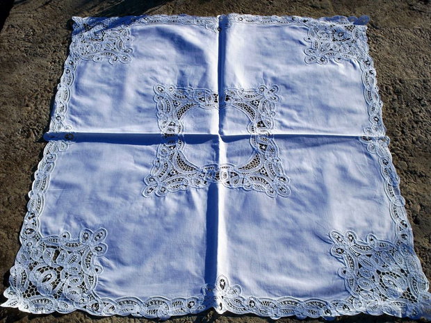 Broderie 1-109