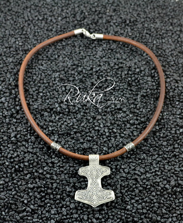 Colier barbatesc din piele si argint ''Mjolnir''