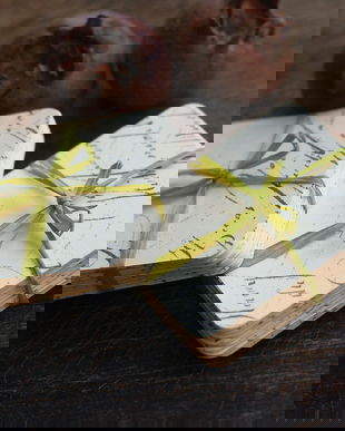 Set 40 buc cartonase crem imprimate 160 grame* cu colturi rotunjite