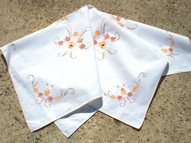 Broderie 1-122