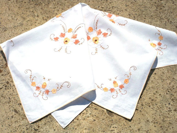 Broderie 1-122