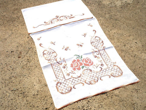 Broderie 1-123