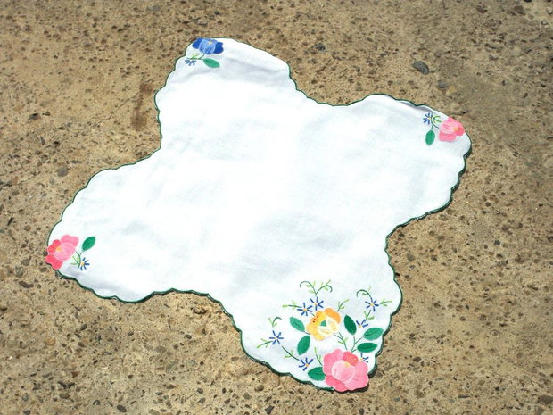 Broderie 1-124