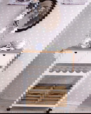 COMODA PT.BUCATARIE DIN LEMN MASIV ALB ANTICHIZAT