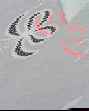 Fata de masa din batist