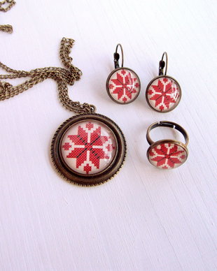 set bijuterii motiv traditional 1475