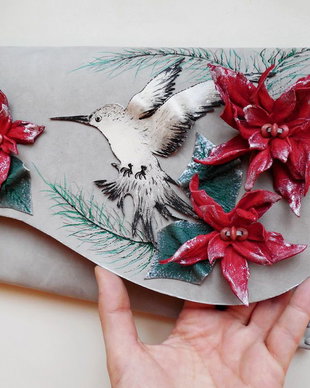 poseta plic handmade unicat din piele - Hummingbird and Poinsettia