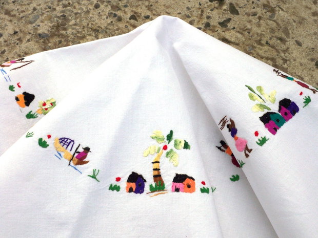 Broderie 1-131