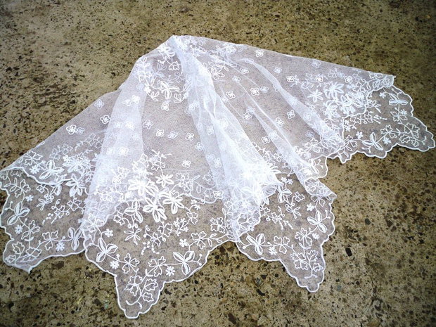 Broderie 1-134
