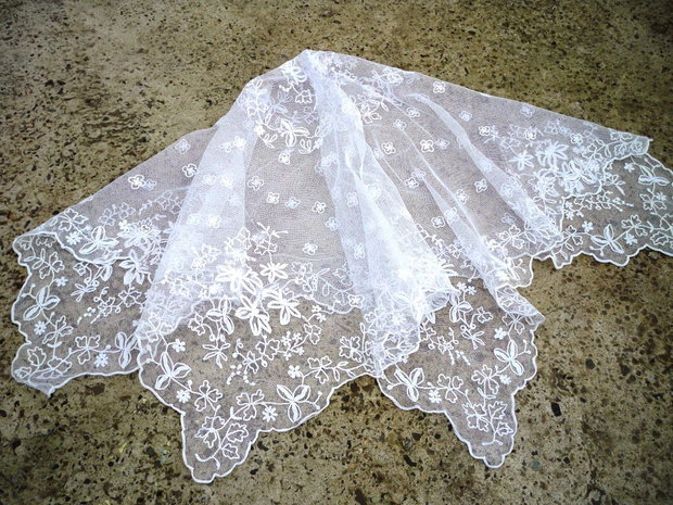 Broderie 1-134