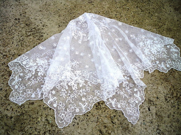 Broderie 1-134