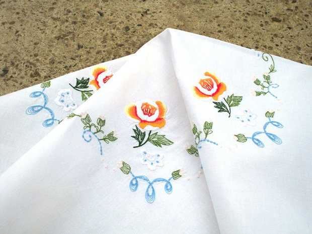 Broderie 1-136