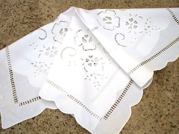 Broderie 1-138