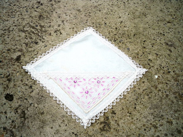 Accesoriu dantelat 12