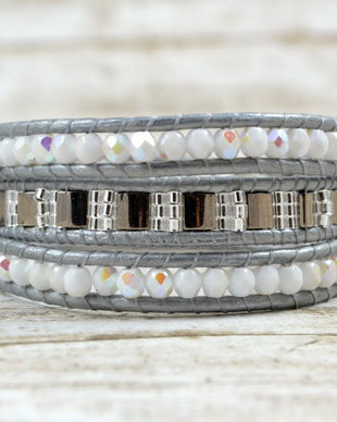 Bratara wrap cu snur de piele si cristale ''Cold, cold winter''