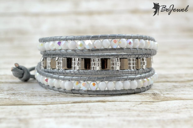 Bratara wrap cu snur de piele si cristale ''Cold, cold winter''