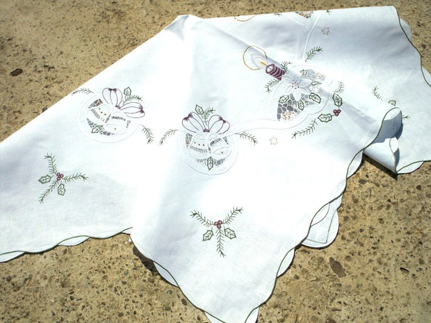 Broderie 1-145