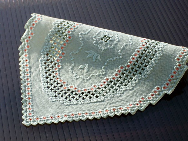 Broderie 1-150