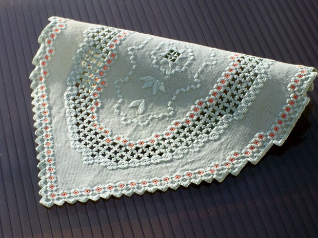 Broderie 1-150