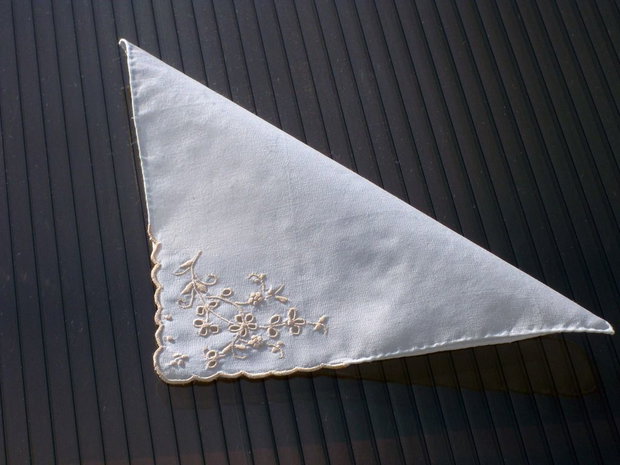 Broderie 1-151
