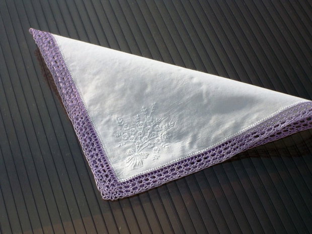 Broderie 1-152