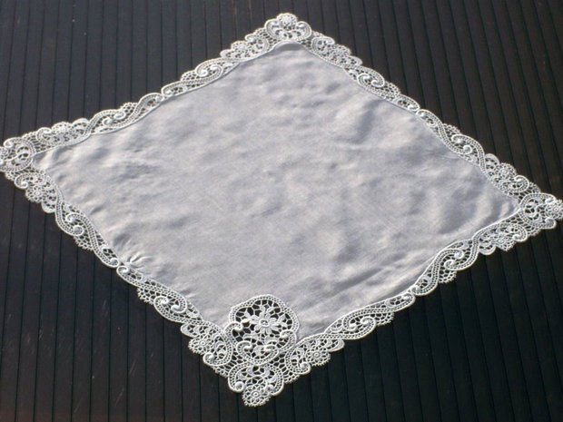 Broderie 1-153 (rezervat Cristina)