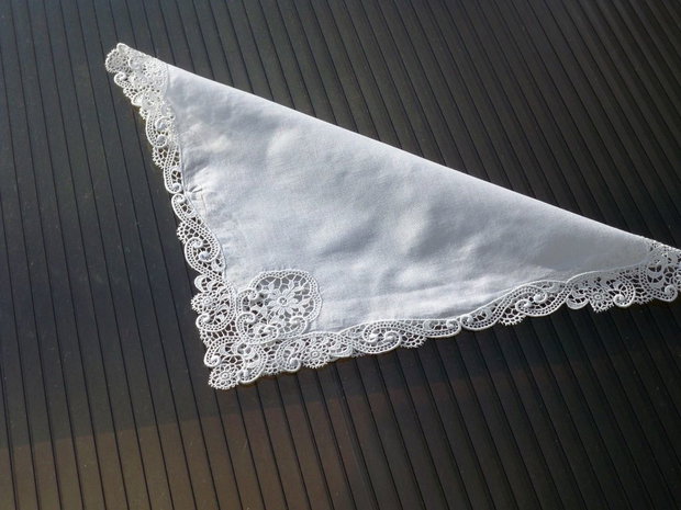 Broderie 1-153 (rezervat Cristina)