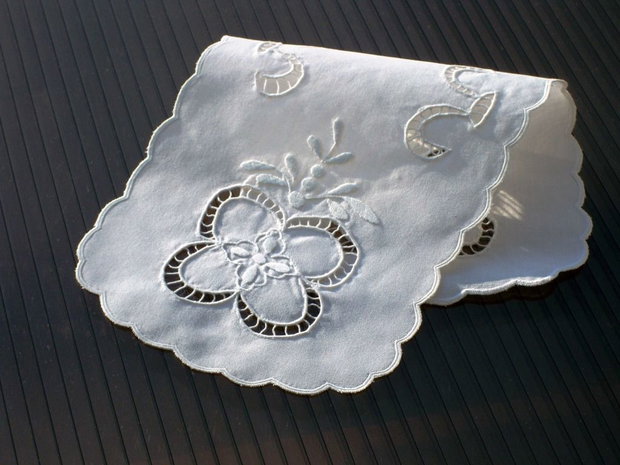 Broderie 1-154