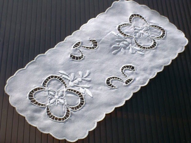 Broderie 1-154