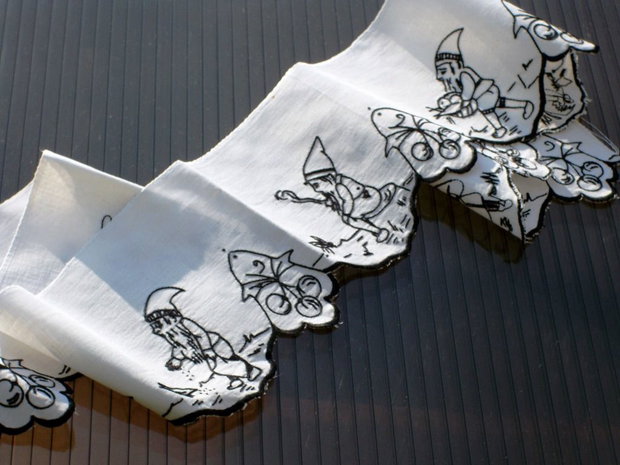 Broderie pitici
