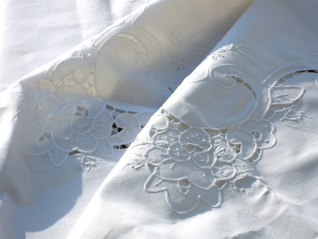 Broderie 1-157