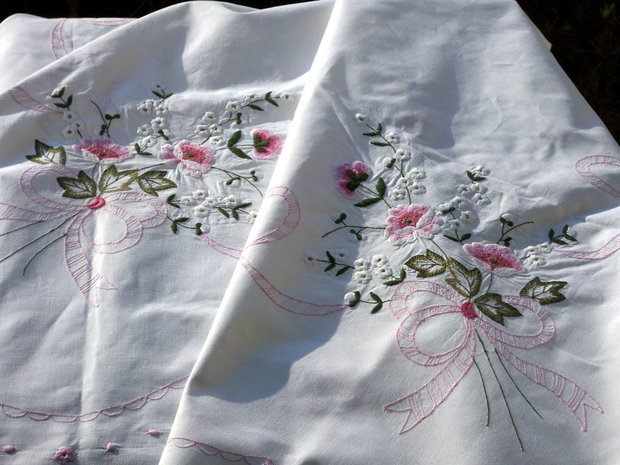 Broderie 1-159