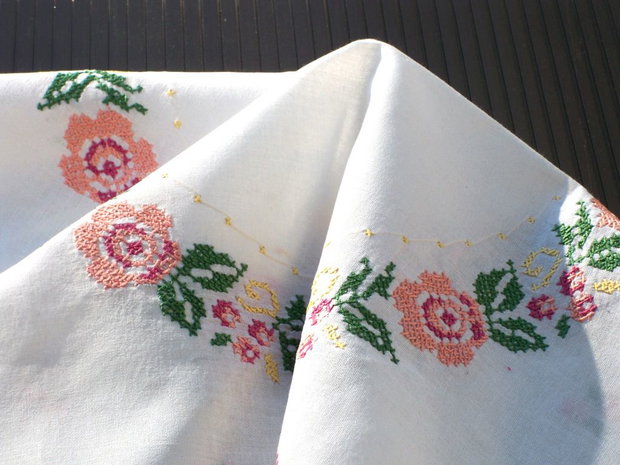 Broderie 1-162