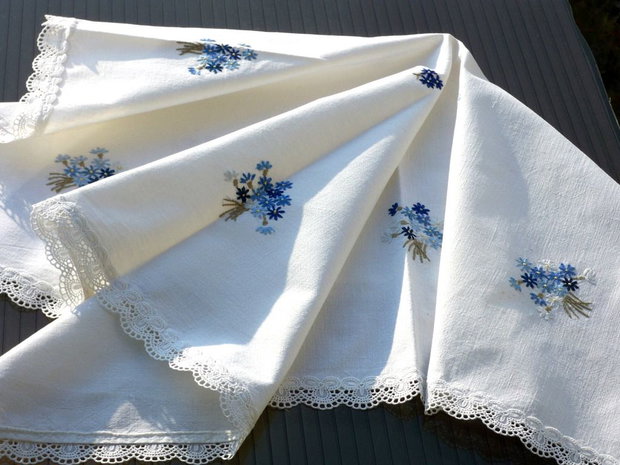 Broderie 1-165