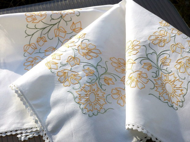 Broderie 1-166