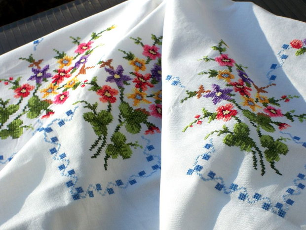 Broderie 1-167