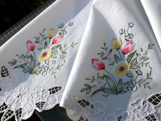 Broderie 1-169