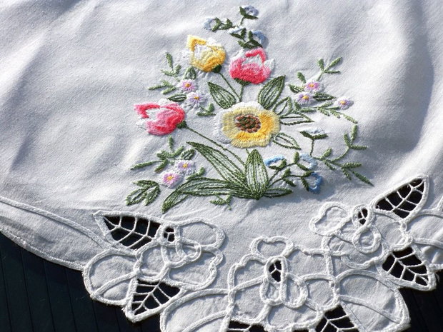 Broderie 1-169