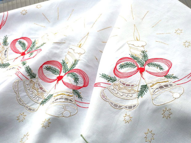 Broderie 38