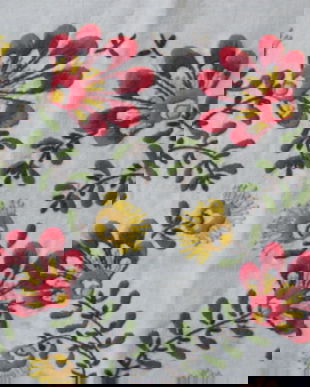 Fata de masa brodata