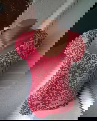 TRICOU H&M IMPRIMEU SUPERB MARIME M,NOU CU ETICHETA